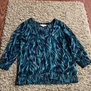 Northern Reflections Teal Feather Print Blouse